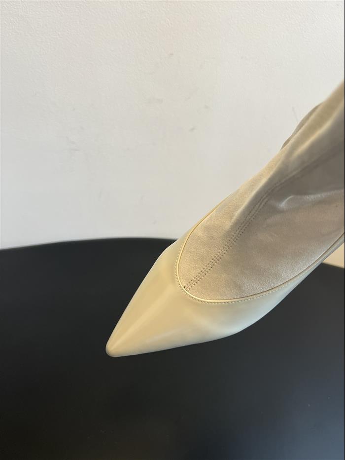 20251128172612658 380